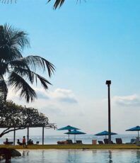 kuva hotellialueen rannalta Balilla